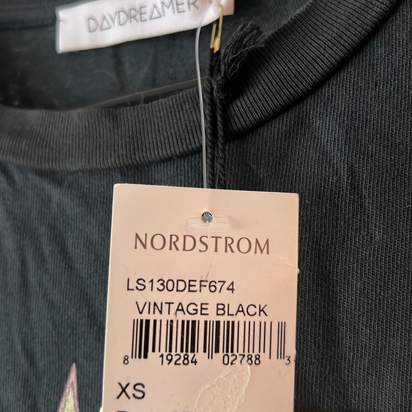 Daydreamer Def Leppard tee. XS. NWT. - Picture 4 of 4